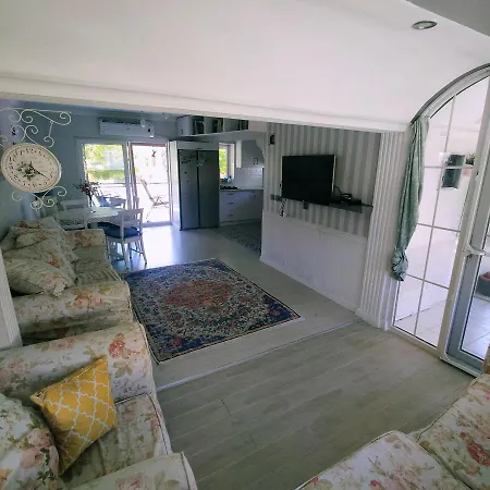 Guzel 6 Kisilik Dublex Villa *